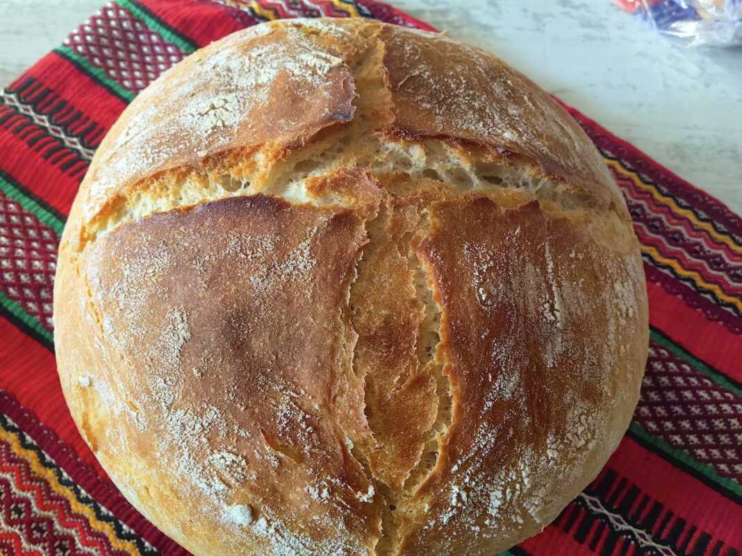 χωριάτικο ψωμί