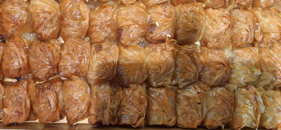 galaktompourekia Γαλακτομπουρεκάκια