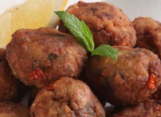 Κεφτεδάκια με κατσικίσιο κιμά ντομάτα και κεφαλοτύρι