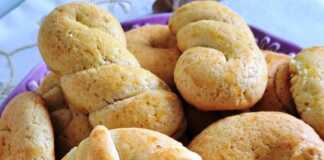 Κουλουράκια με λικέρ μαστίχας και βανίλια