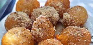 Λουκουμάδες με καρύδι και μέλι