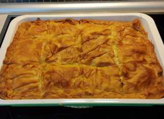 μακαρονόπιτα χωριάτικη