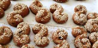 Mουστοκούλουρα