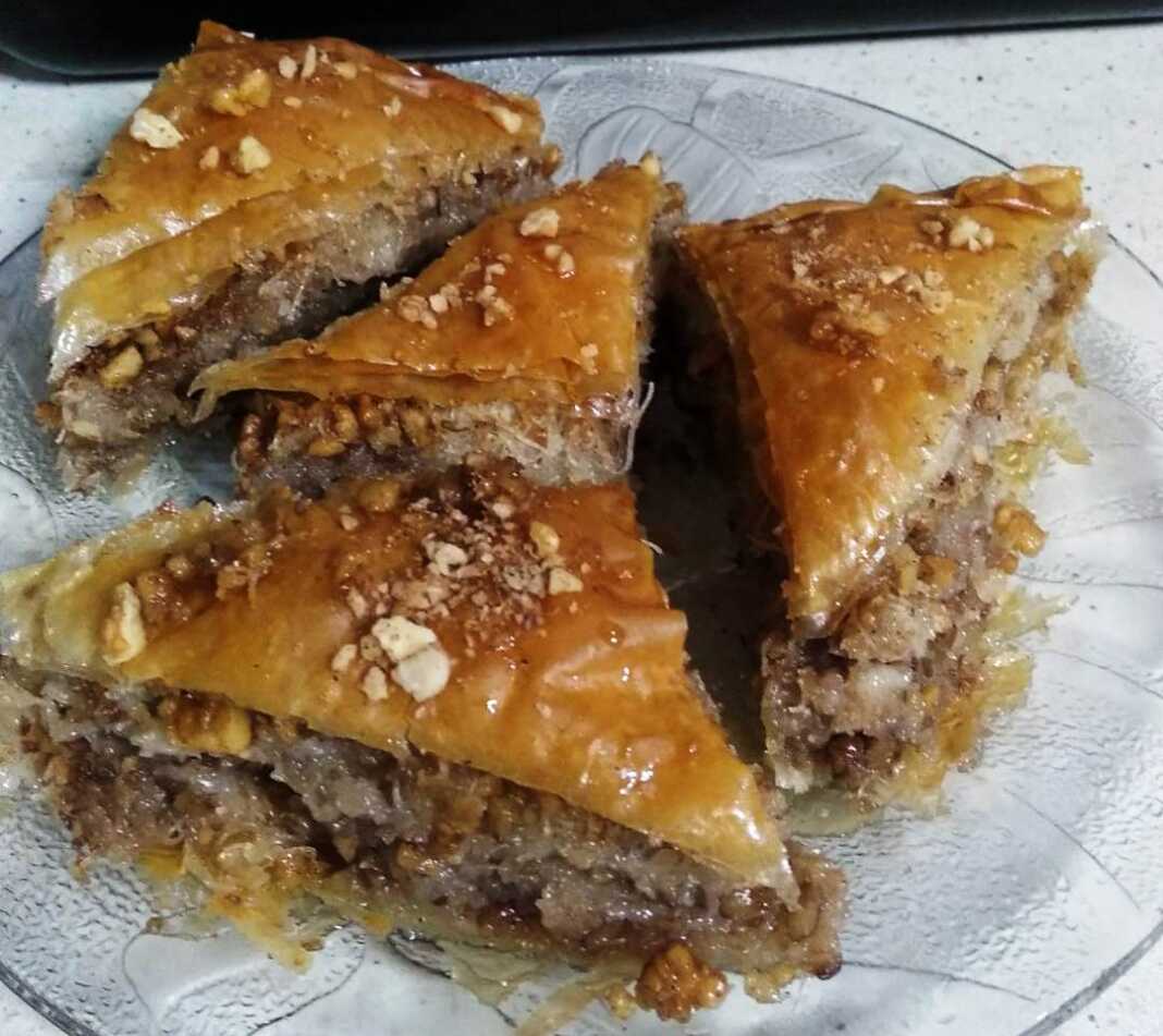 mpaklavasKantaifi μπακλαβάς με κανταΐφι