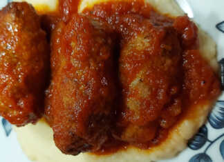 σουτζουκάκια με πουρέ