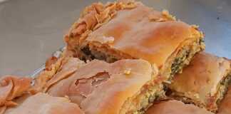 σπανακοτυρόπιτα με χειροποίητο φύλλο