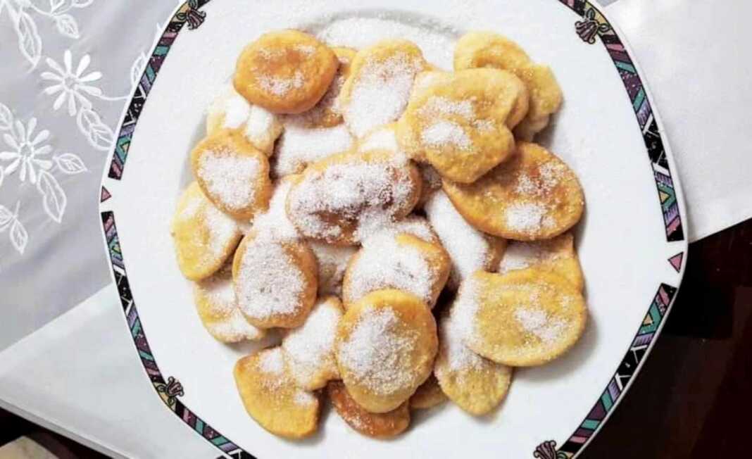 tiganites Τηγανίτες