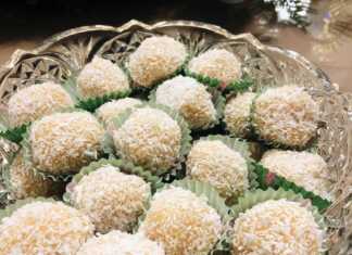Μικρά, στρογγυλά τρουφάκια (μπάλες) καλυμμένα με ινδοκάρυδο, τοποθετημένα σε χάρτινες θήκες ή τυλιγμένα σε πουγκάκια για γάμο.