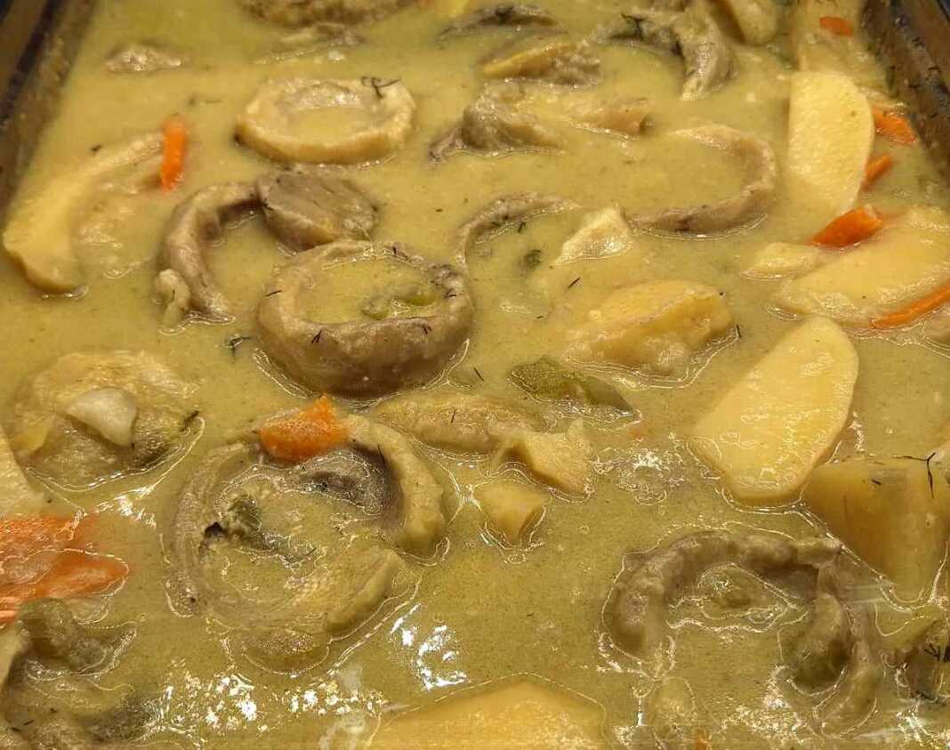 Αγκινάρες με πατάτες λεμονάτες