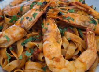 γαριδομακαρονάδα με παπαρδέλες