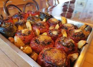 γεμιστές ντομάτες και πιπεριές