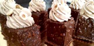 Κεκάκια με σοκολάτα πραλίνας φουντουκιού
