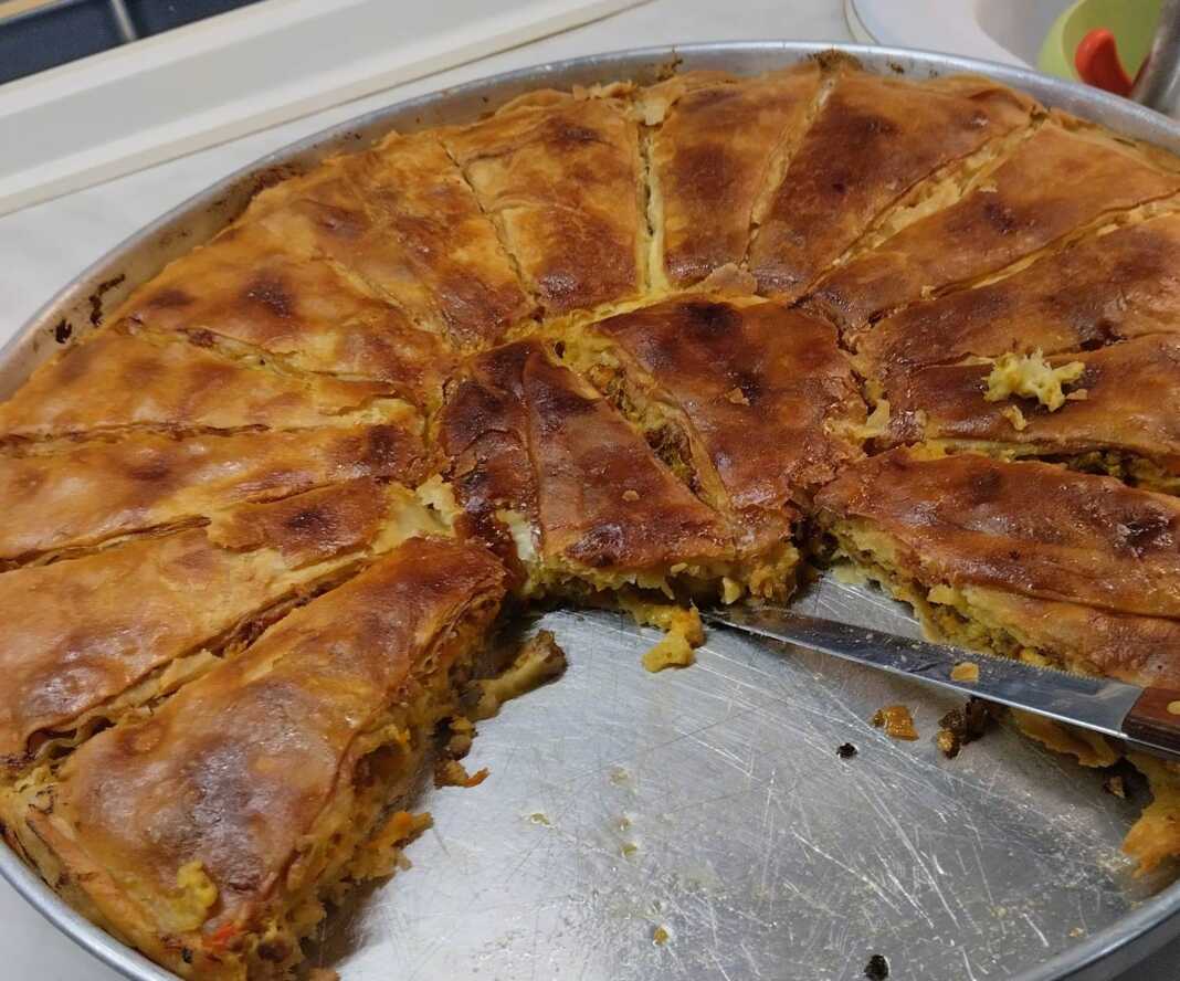 kimadoprasokarotopita Kιμαδοπρασοκαροτόπιτα