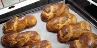 κουλουράκια τσουρεκάκια