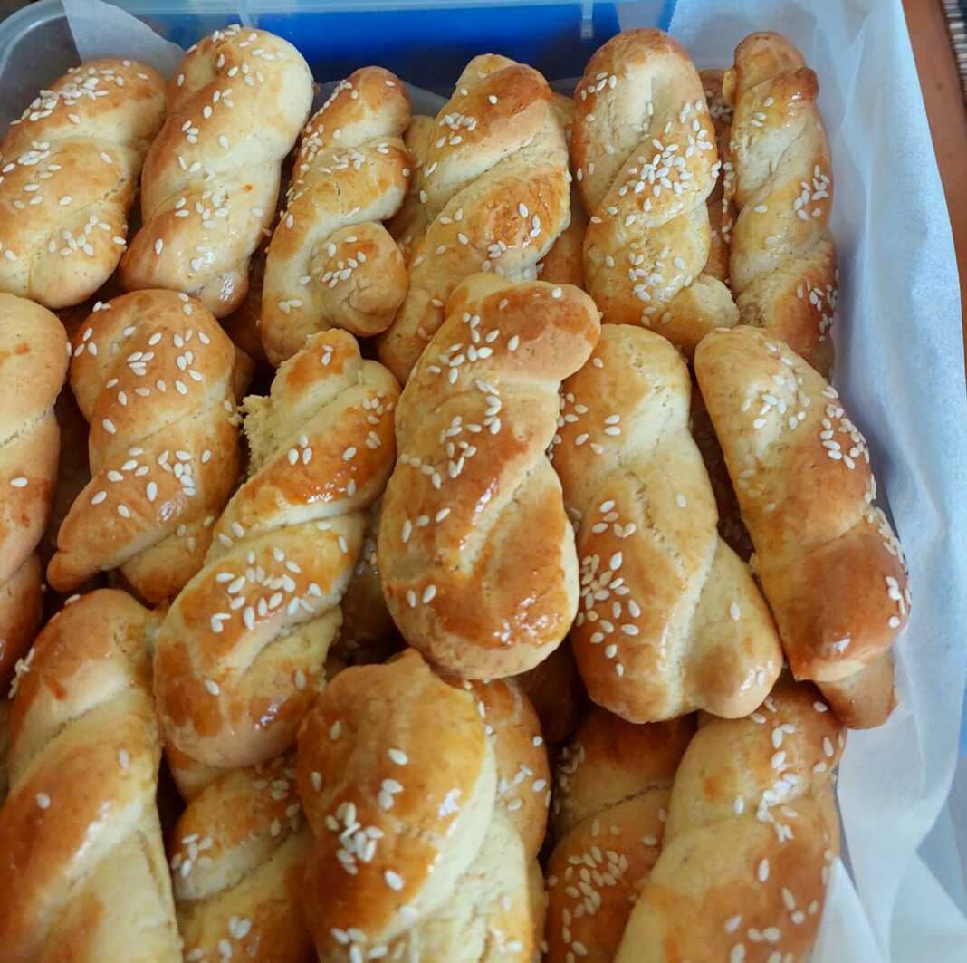 Πασχαλινά κουλουράκια