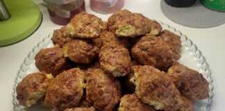 Γεύση τυριού σε κάθε μπουκιά: Μικρά τυρόψωμα με γραβιέρα και κεφαλοτύρι τυρόψωμα