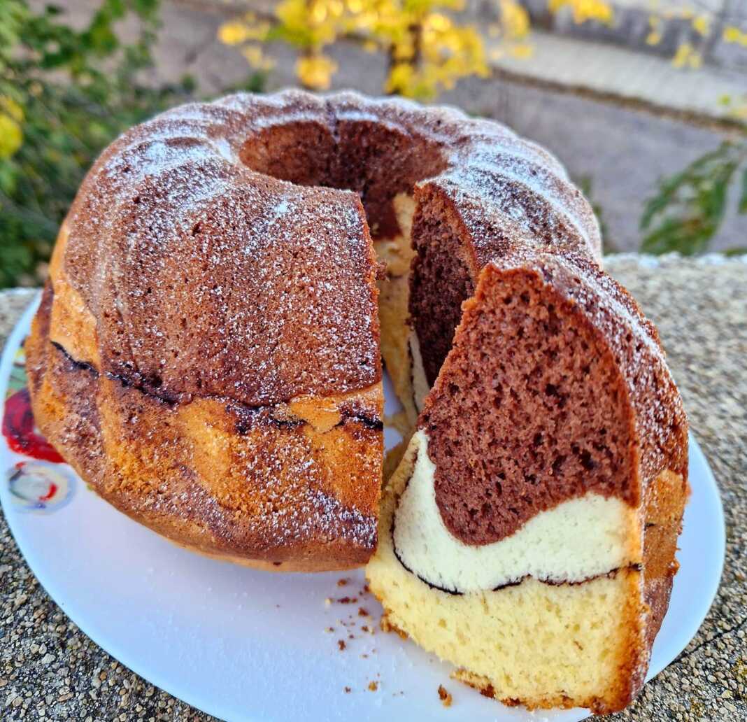 κέικ τρικολόρε