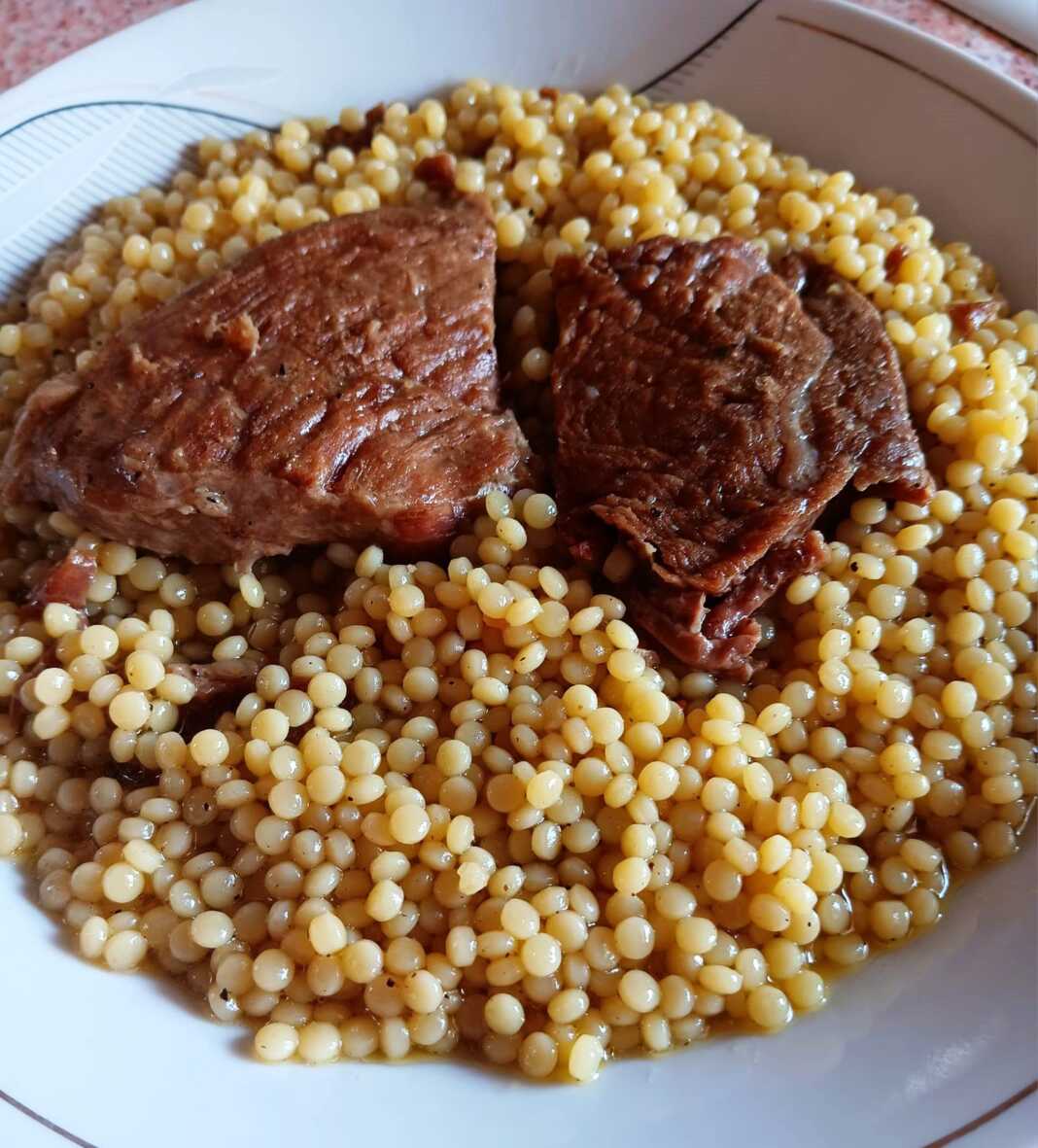 χτένι με κουσκούς