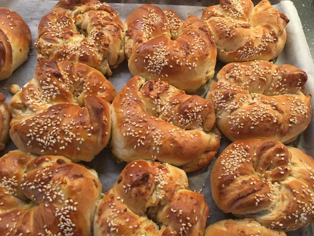 τυροκούλουρα ατσμά