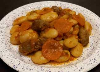 Γίγαντες με χωριάτικο λουκάνικο στη γάστρα