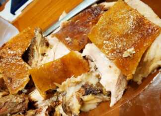 Η τεχνική ώστε να γίνει τραγανή και λαχταριστή η πέτσα του χοιρινού