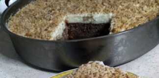 Πλούσια γεύση καρυδιού σε συνδυασμό με βελούδινη κρέμα: Η πουτίγκα που θα σας ξετρελάνει καρυδόπιτα με κρέμα