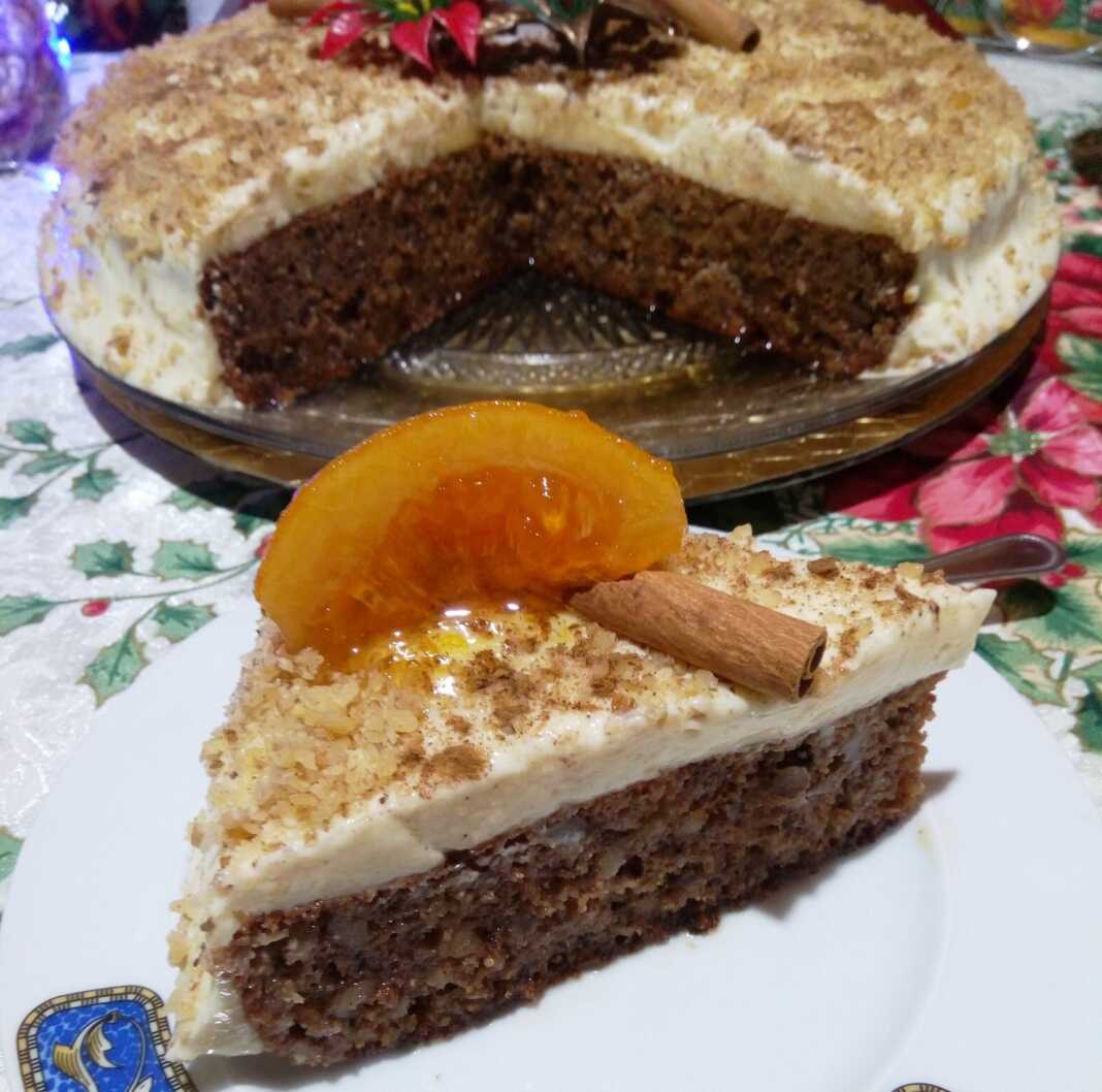 Kαρυδόπιτα με κρέμα λεμονιού 