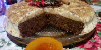 Kαρυδόπιτα με κρέμα λεμονιού 