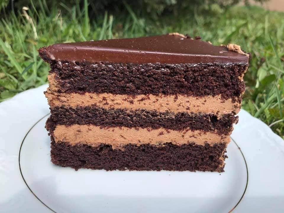 Κέικ σοκολάτας βελούδο.