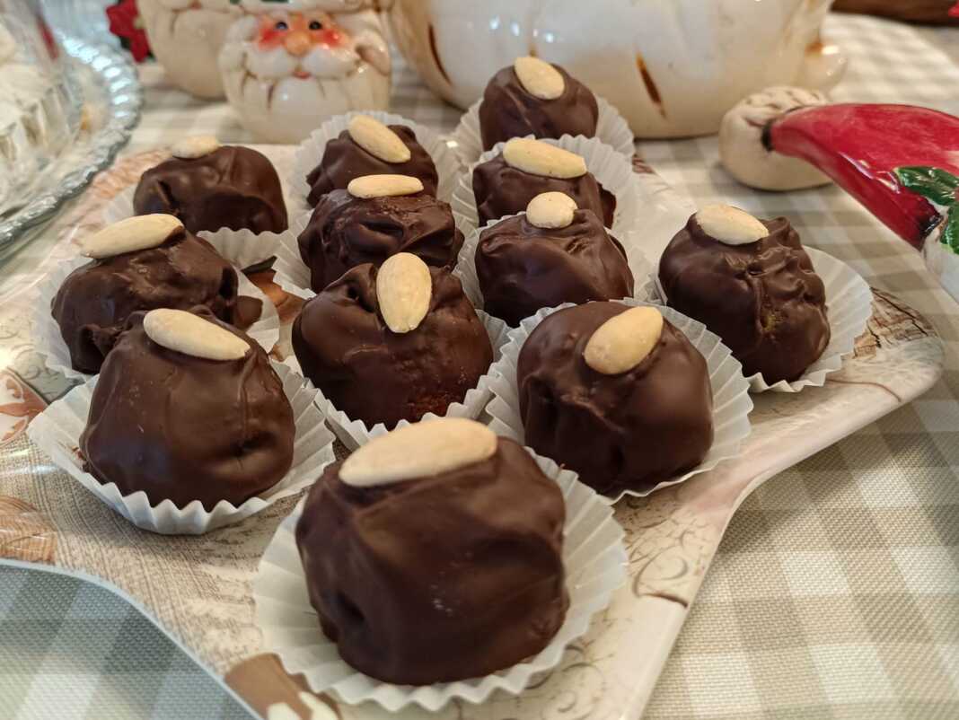 sokolatakia-mantarinata Σοκολατάκια μανταρινάτα