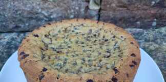 Γλυκιά απόλαυση: Η απόλυτη σοκολατόπιτα μπισκότου που θα σας κατακτήσει! Σοκολατόπιτα μπισκότου