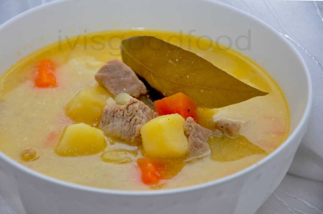 Σούπα με χοιρινό και λαχανικά