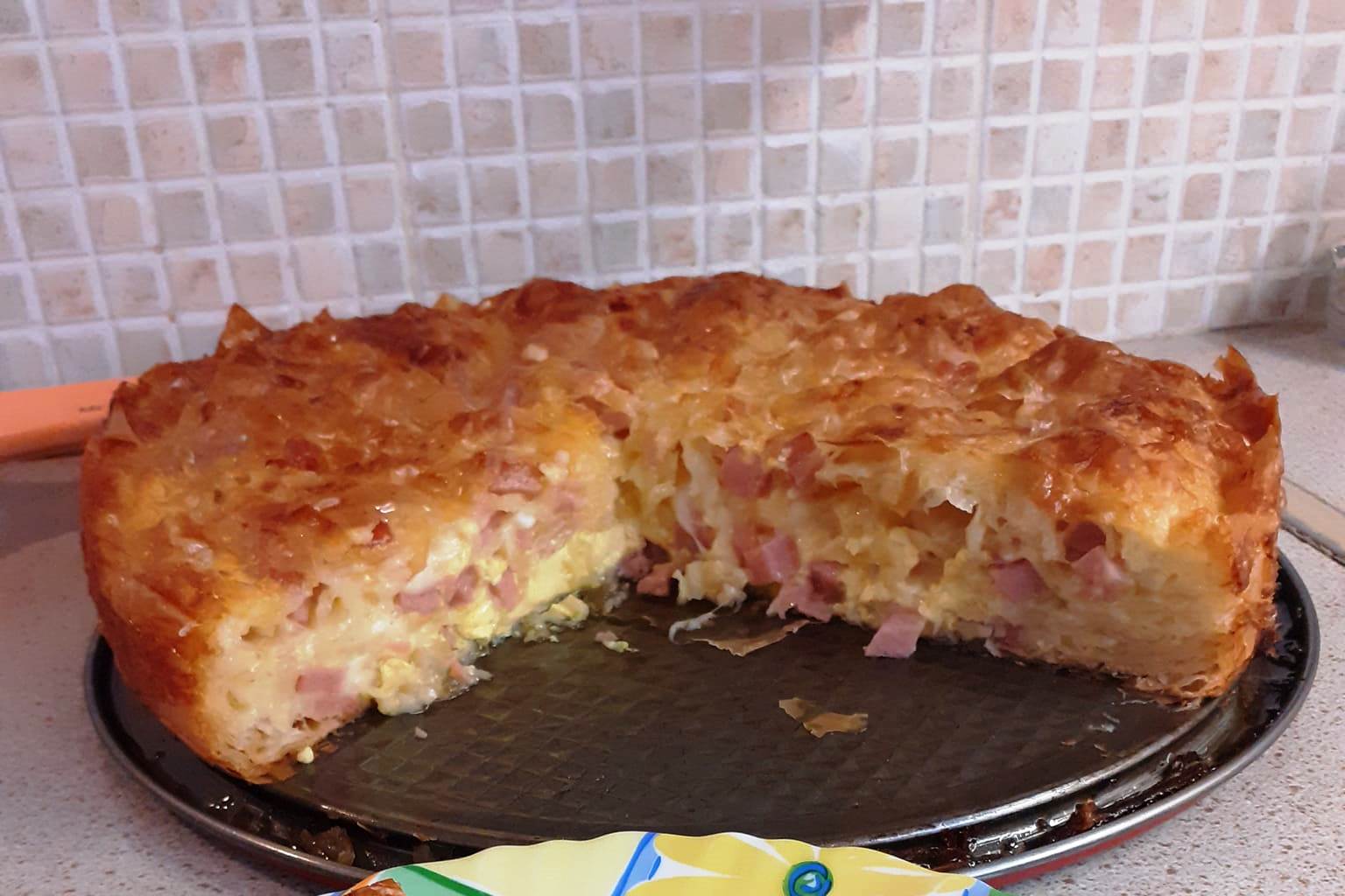 ζαμπονοκασερόπιτα 