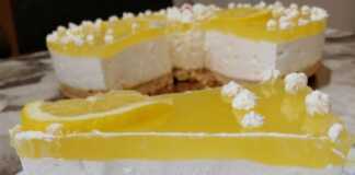 Cheesecake λεμονιού με λεπτή κρέμα και τραγανό μπισκότο