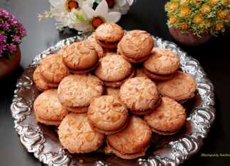 Μπισκότα αμυγδάλου γεμιστά με μαρμελάδα