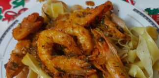 Γαριδομακαρονάδα με παπαρδέλες