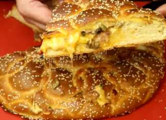 Γεμιστό Ψωμί σαν πίτσα