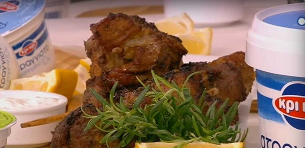 κοντοσούβλι με τηγανητές πατάτες