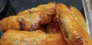 μελιτζανοπιτάκια