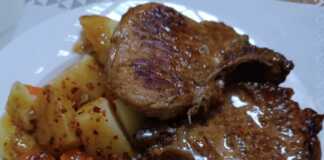 μπριζόλες με σάλτσα μουστάρδας και πατάτες