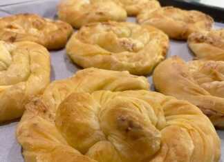 Κιχιά Κοζάνης, στριφτά πιτάκια με φέτα, χρυσαφένια