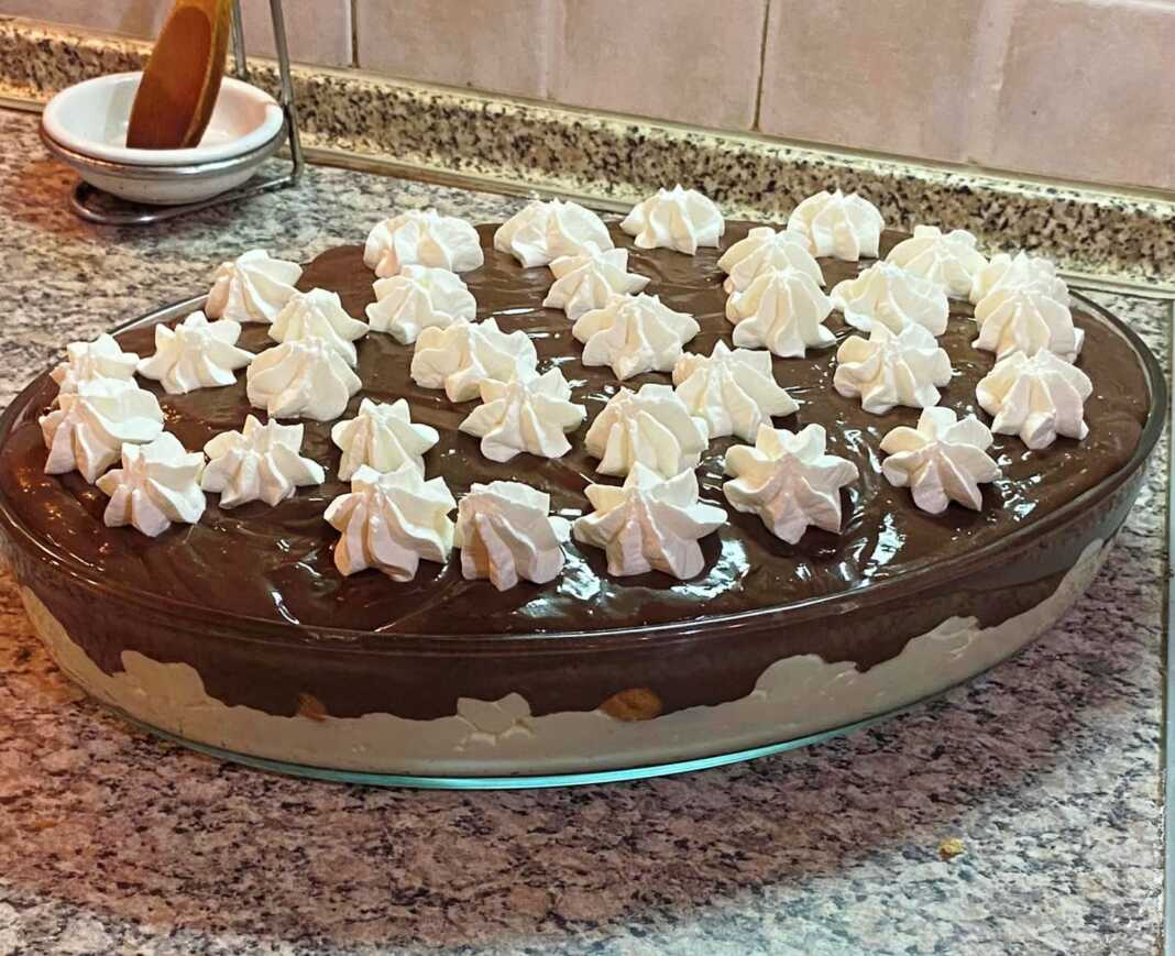 profiterolN προφιτερόλ