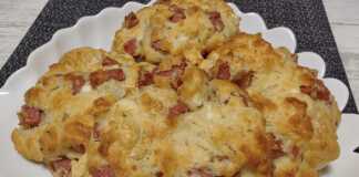 Αφράτα ψωμάκια με αλλαντικά και τυριά Αφράτα ψωμάκια με αλλαντικά και τυριά