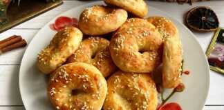 Τυροψωμάκια με σουσάμι