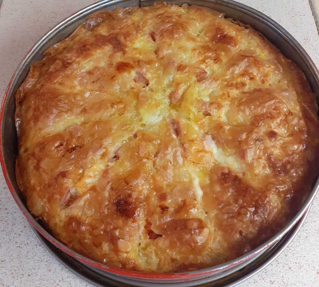 zamponokaseroptia ζαμπονοκασεροπιτα