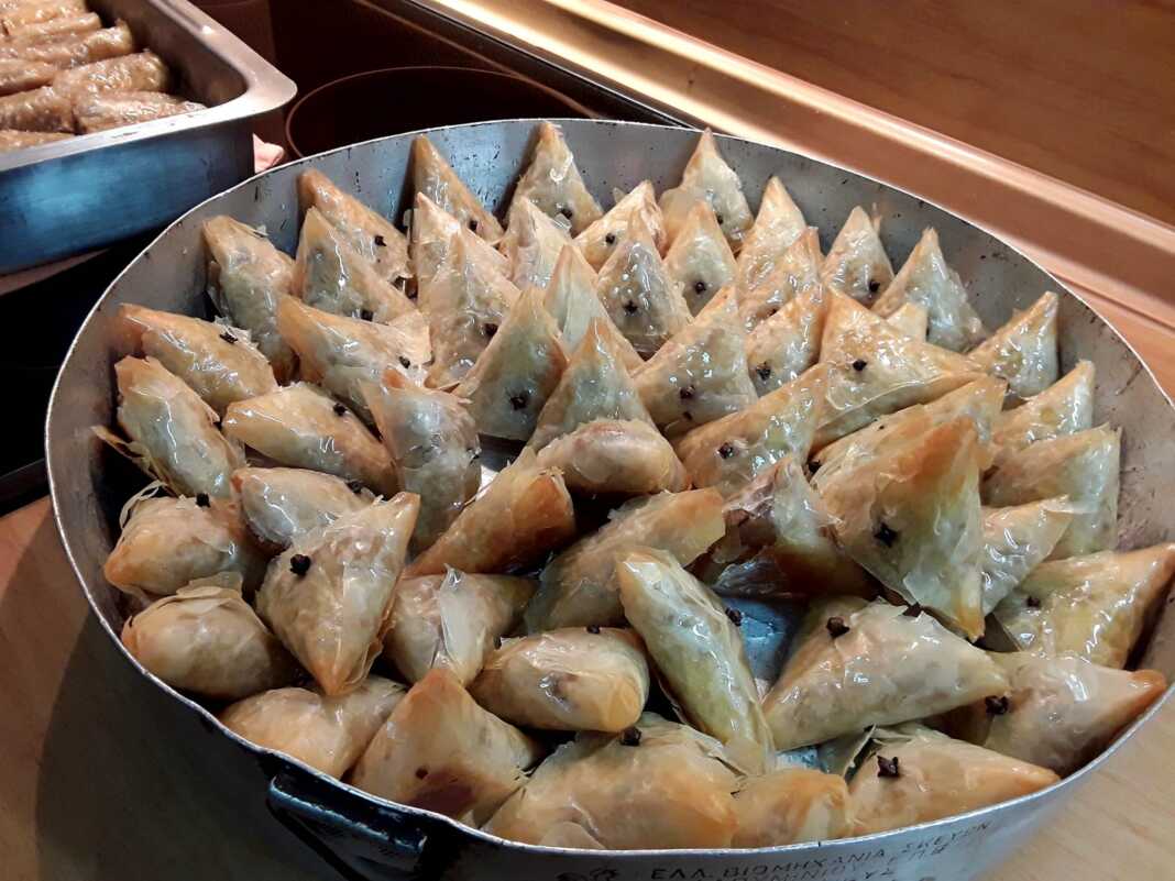 Γιανιώτικα τριγωνάκια