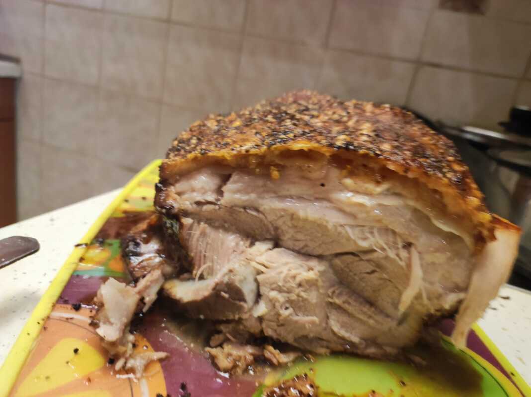 Χοιρινό Μπούτι σε λαδόκολα