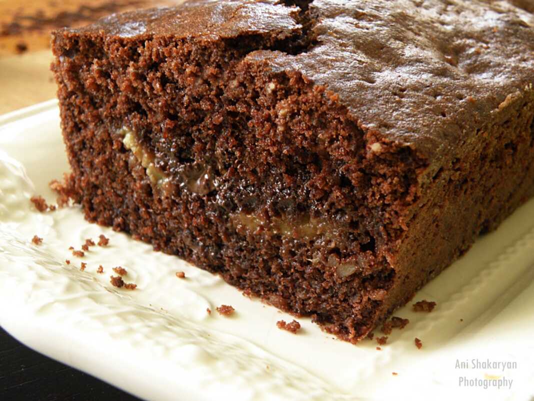 Kέικ μπανάνας με σοκολάτα και κακάο