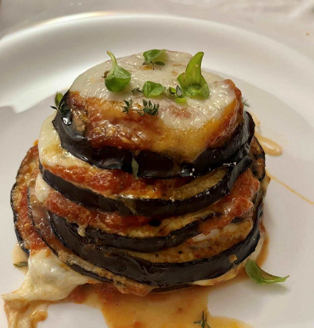 Μελιτζάνα-Παρμεζάνα