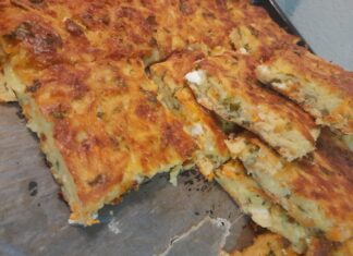 Πίτα με πατάτες καρότο και γιαούρτι